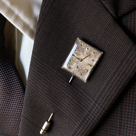 【企画展作品】antique square dial hatpin/lapelpin 【something special/S0025】
