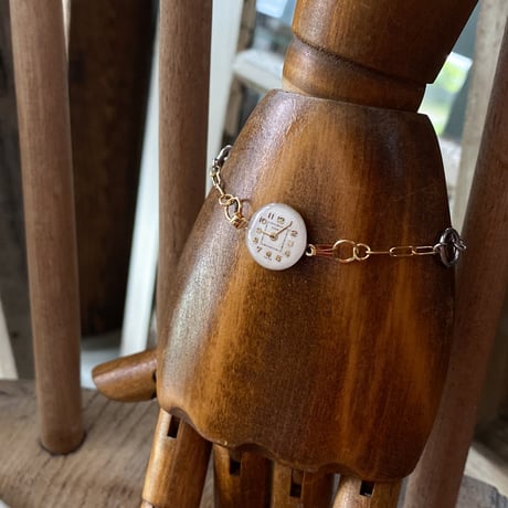 【new!!】antique round dial bracelet stainless×K18GP【K0991】