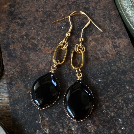 antique teardrop dial silhouette hook pierces earrings(ボックス付)【K0985】