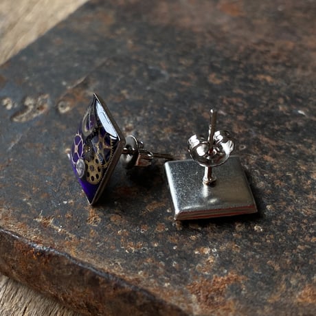 CLOPOA petit square pierced earrings purple【K0920】