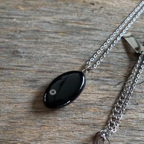 Antique dial necklace  "1920's art nouveau hand engraving" ボックス付【K0776】