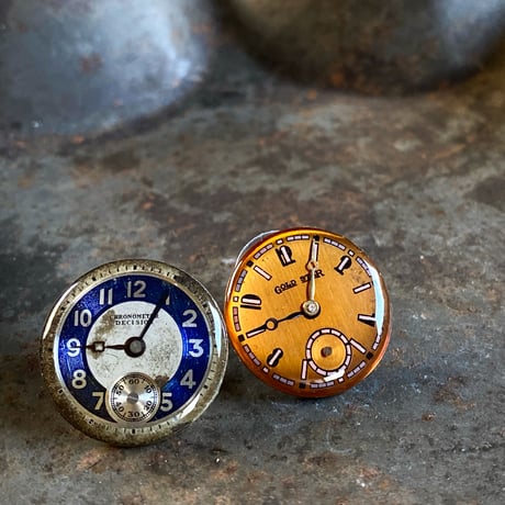 antique color dialpierced earrings【K0564】
