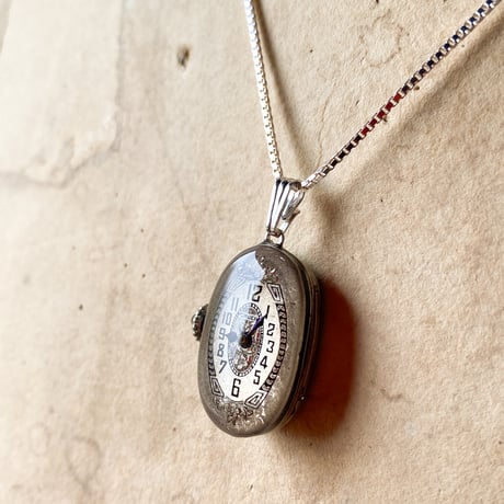 【企画展作品】antique oval dial&movement necklace "GRUEN" SV925【something special/S0004】
