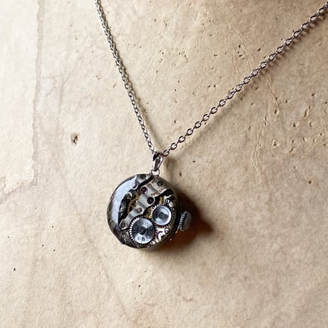 antique dial&movement necklace【K0782】
