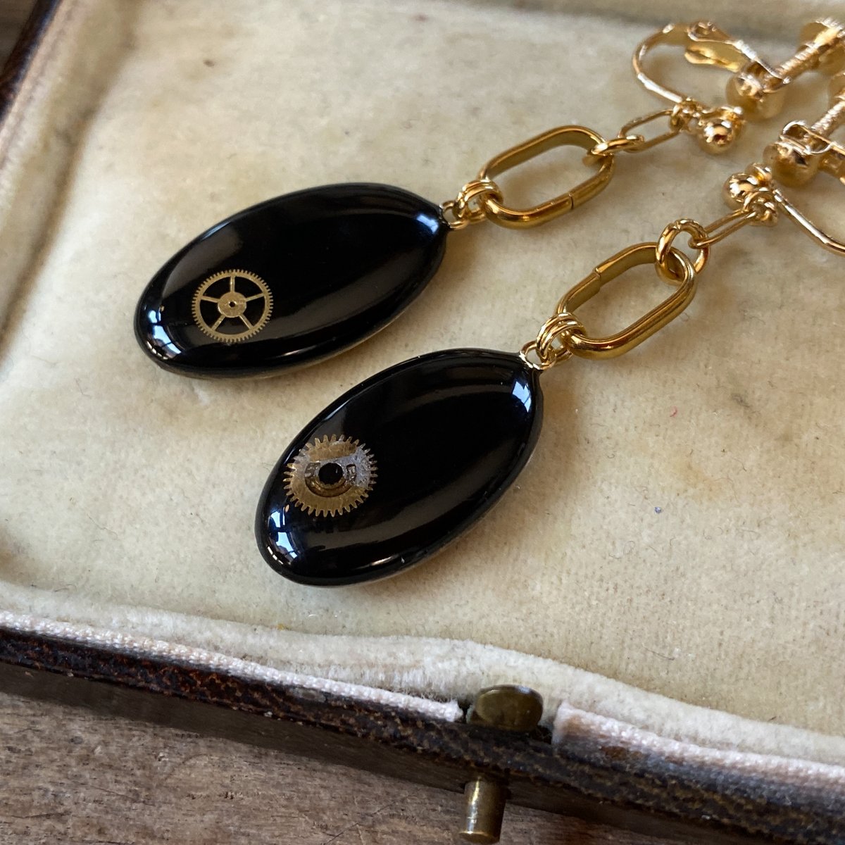 new!!】antique oval dial hook earrings gold sta