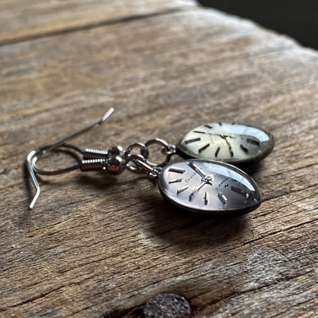 antique teardrop dial pierced earrings【K0774】