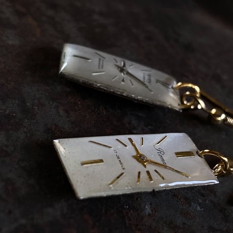 antique dial hook pierced earrings【K0565】