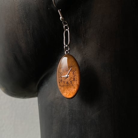 antique oval dial coilhook pierced earrings 【K0819】