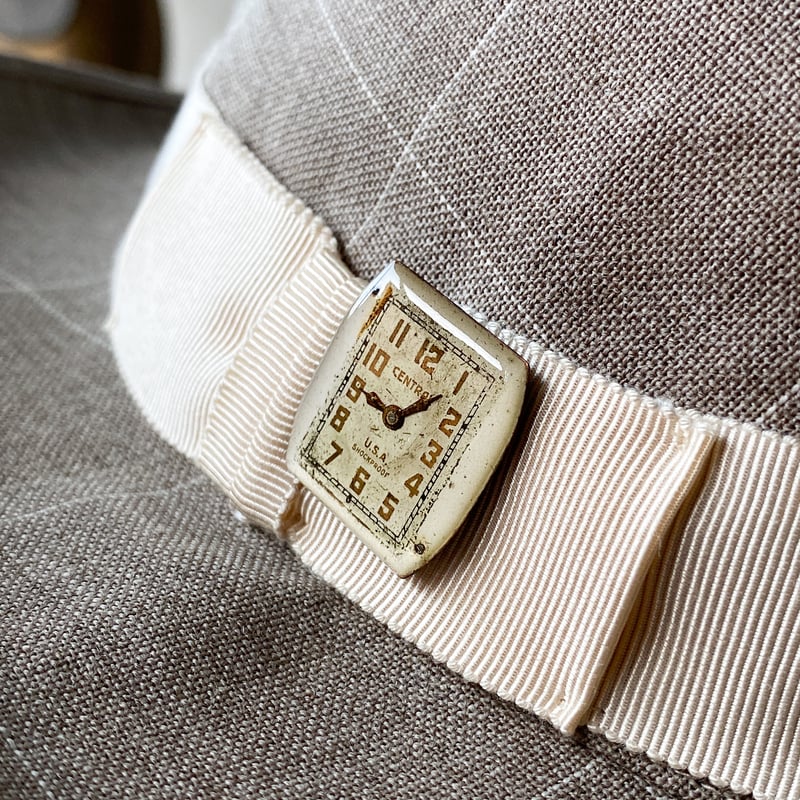 new】antique dial brooch 