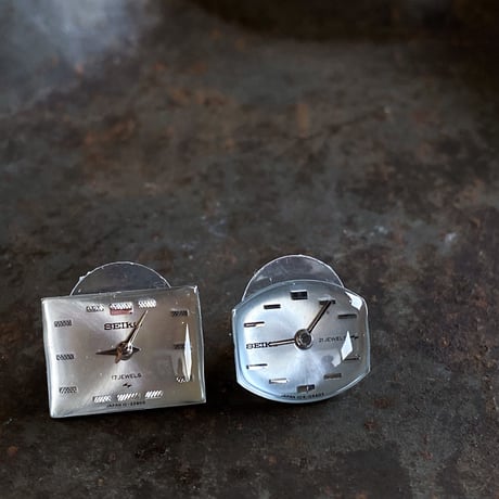 antique dial pierced earrings【K0534】