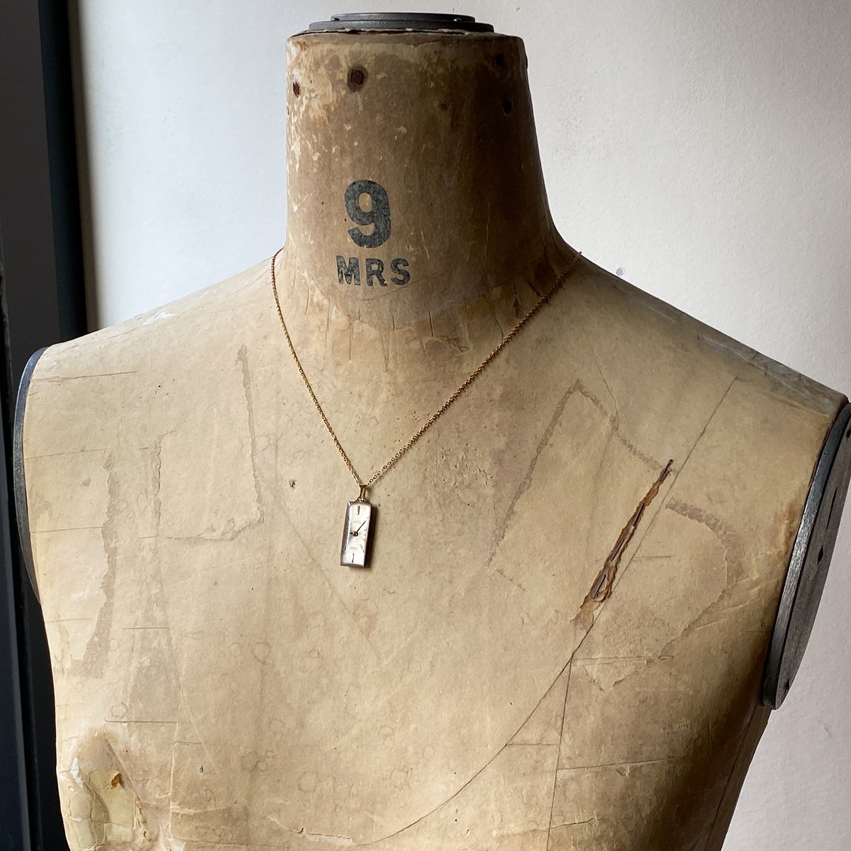 new!!】antique rectangle dial necklace K18GP 