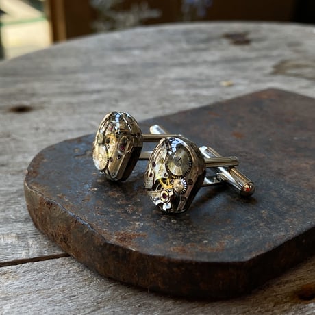 【new!!】antique movement cufflinks "GRUEN"(ボックス付)【K1011】