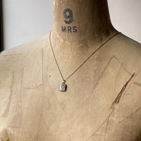 【new!!】antique square dial necklace  "GRUEN"【K0998】