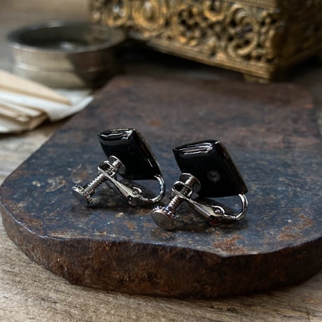 antique dial square rhombus earrings "GRUEN"(ボックス付)【K1003】