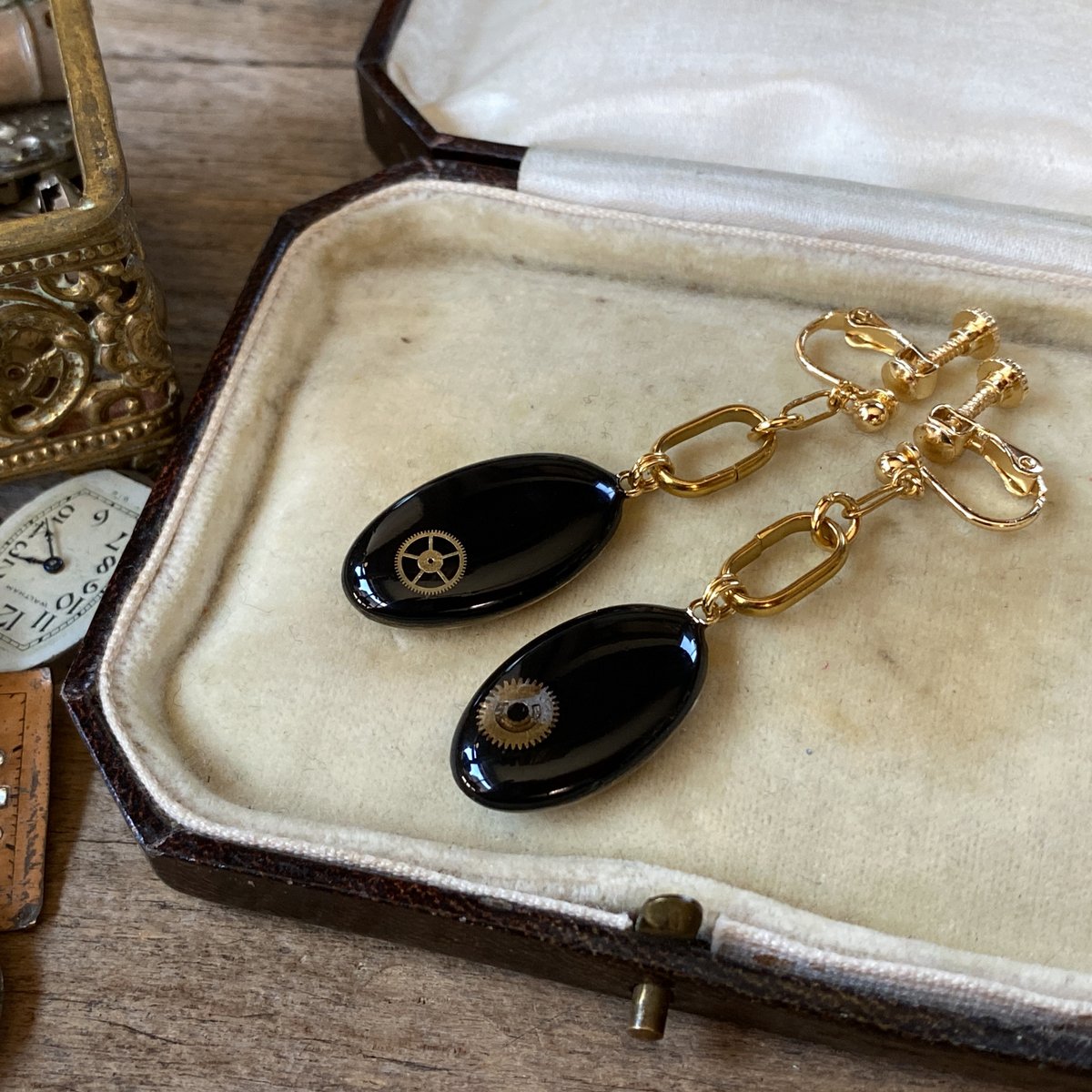 new!!】antique oval dial hook earrings gold sta