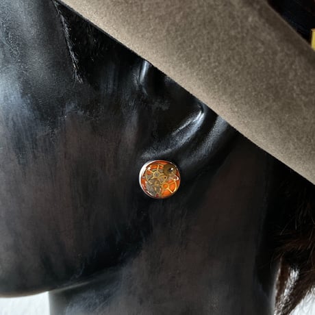 【K0616】 CLOPOA petit pierced earrings orange