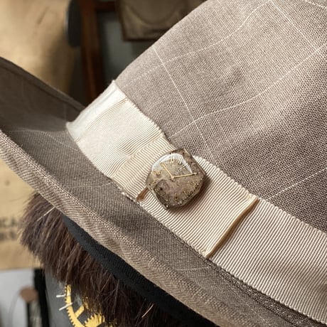 antique dial brooch "ELGIN deluxe"【K0918】