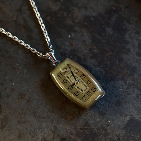 antique tonneau dial necklace 【K0731】