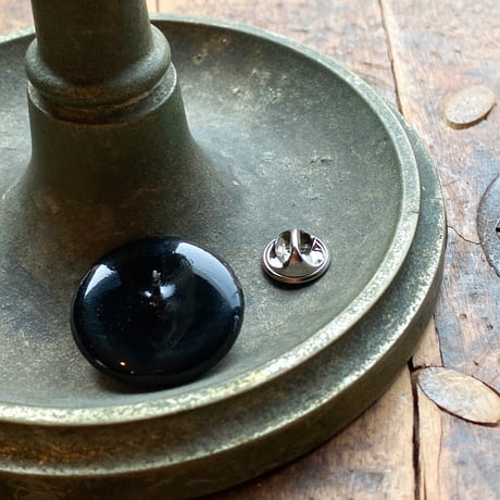 antique dial brooch "MONARCH"【K0805】