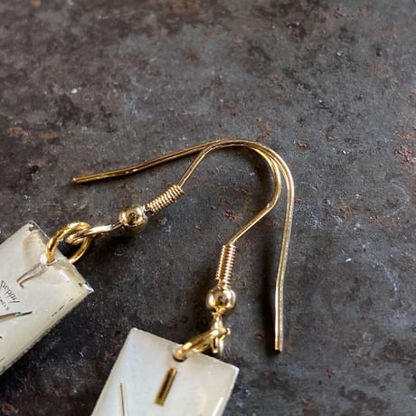 antique dial hook pierced earrings【K0565】