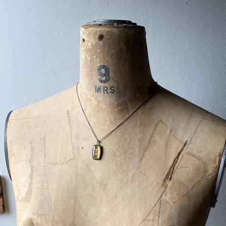 antique tonneau dial necklace【K0704】