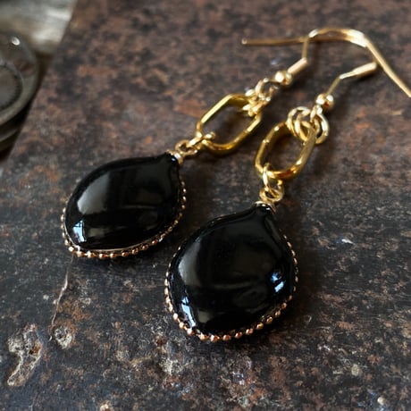 antique teardrop dial silhouette hook pierces earrings(ボックス付)【K0985】