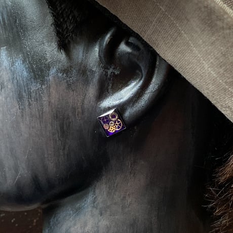 CLOPOA petit square pierced earrings purple【K0920】