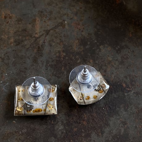 antique dial pierced earrings【K0534】