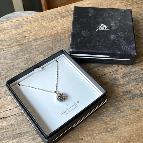 【new!!】antique movement necklace "SEIKO" (ボックス付)【K1028】