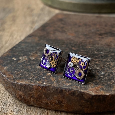 CLOPOA petit square pierced earrings purple【K0920】