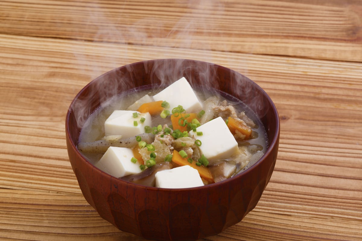 絹豆腐様 絶品の絹豆腐（北海道産）｜絹ごし豆腐｜商品紹介｜株式会社
