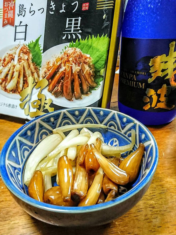 【今季ラスト！】沖縄県産 島らっきょう 15kg Amazon.co.jp: 風味絶佳.沖縄 沖縄県産 島らっきょう1kg 生（土