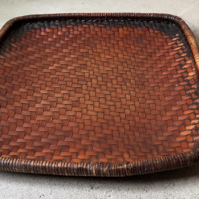 世界の民藝 フィリピン イフガオ族の古い角型の民藝笊(59cm