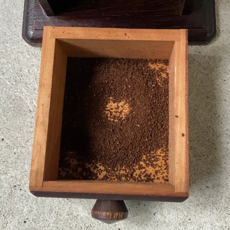 ヴィンテージ コーヒーミル 手動 木製ミル 黒ヤケ クラシックデザイン