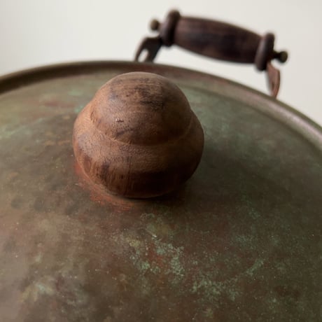 Old COPPER100 HOMEWARE 新光金属 コッパー100 ホームウェア 純銅ヴィンテージ コルドロン 両手鍋 20cm 木製ハンドル 木製摘み  ヴィンテージキッチンツール  中古良品