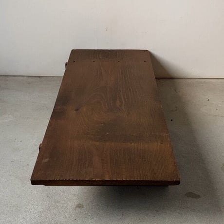 B. 杉一枚板天板 無垢材 木製飾り台 古い調理台 古材木工品 旧家蔵出し品 蟻形包みほぞ継脚