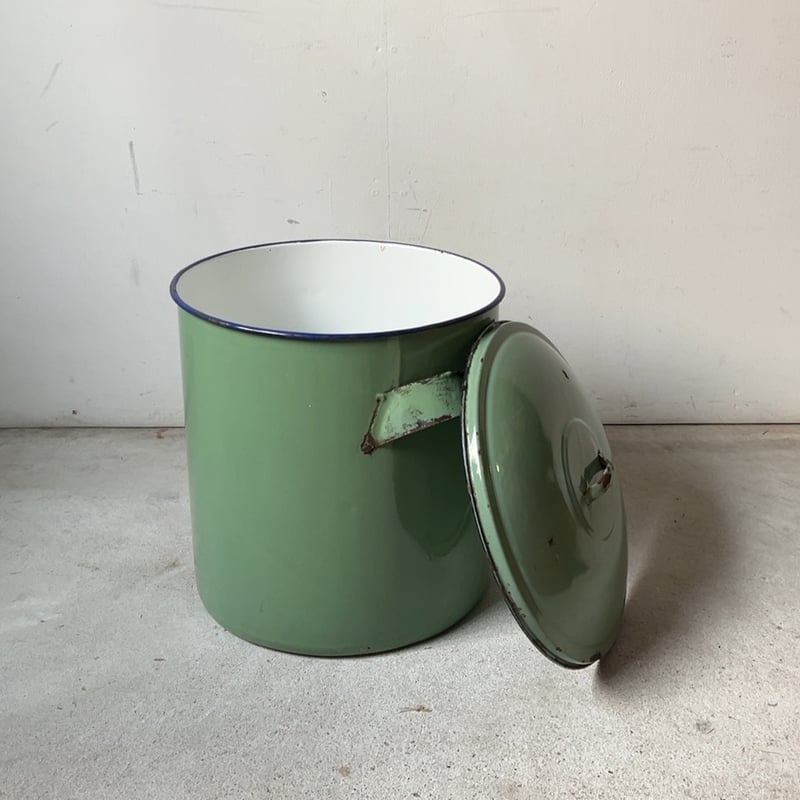 ドイツ製 アンティーク 蓋付きキャニスター ドイツ製 アンティーク 蓋付きキャニスター