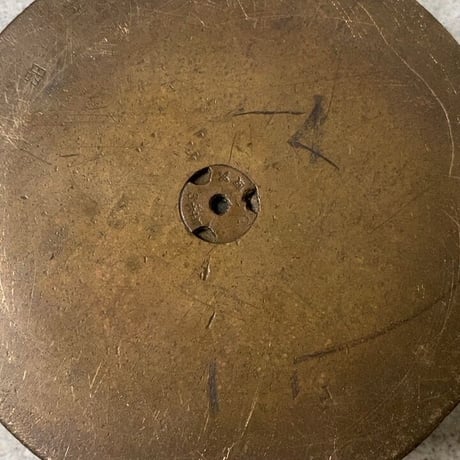 太平洋戦争 旧日本軍 砲弾  薬莢 灰皿 直径11cm 真鍮  ブラス製  ヴィンテージ アッシュトレイ ミリタリー小物