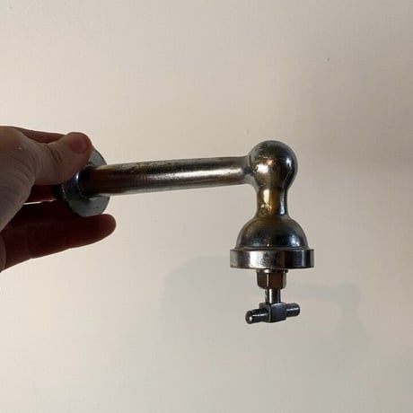 ヴィンテージシャワー蛇口 ネジ式開閉 節水 インテリア小物 真鍮パーツ 古道具