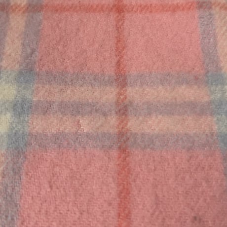 BURBERRY LONDON  バーバリーロンドン LAMBSWOOL 100% ラムウール マフラー ピンクノバチェック イギリス製  made in england 中古品