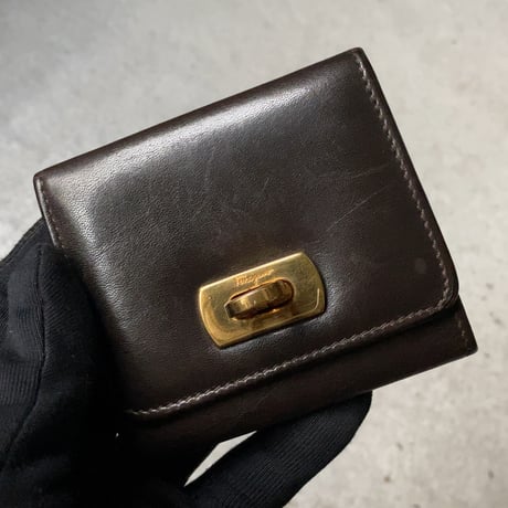 Salvatore Ferragamo サルヴァトーレ フェラガモ  ガンチーニ  レザー コインケース  ダークブラウン/ゴールド金具  中古良品