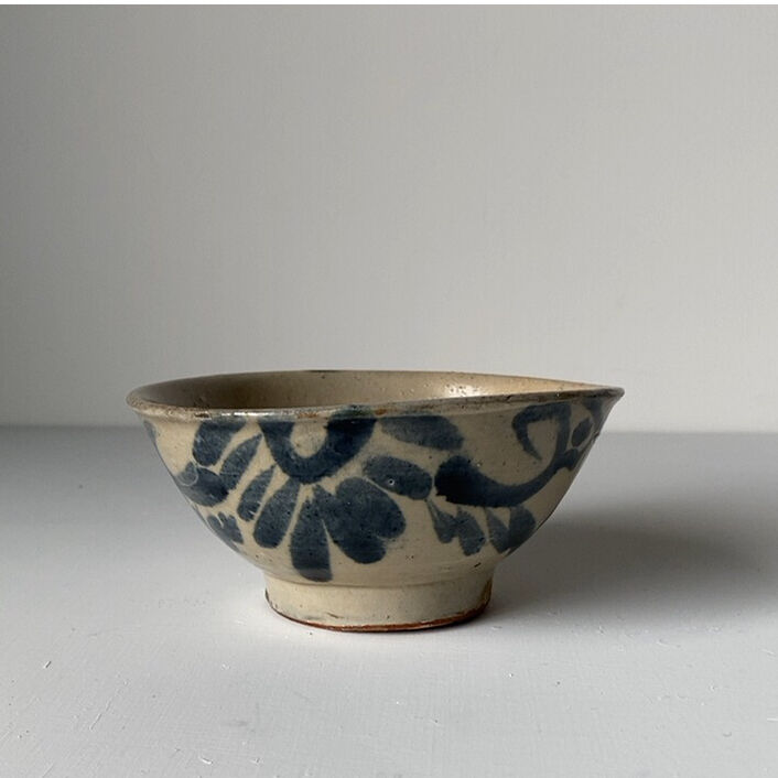 A 古琉球 やちむん 4.5寸マカイ 古作 登窯 花唐草 呉須色 沖縄 焼物