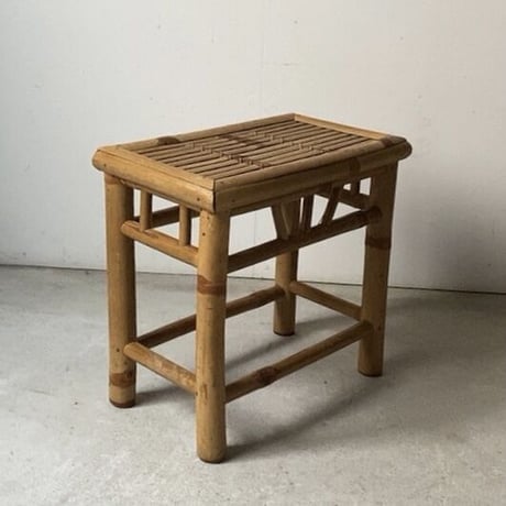 竹台  竹の花台. 置物台 茶道具  作業椅子 スツール  工芸品 民芸品 竹工芸 手仕事  安定感あり  ガタつき無し  完品
