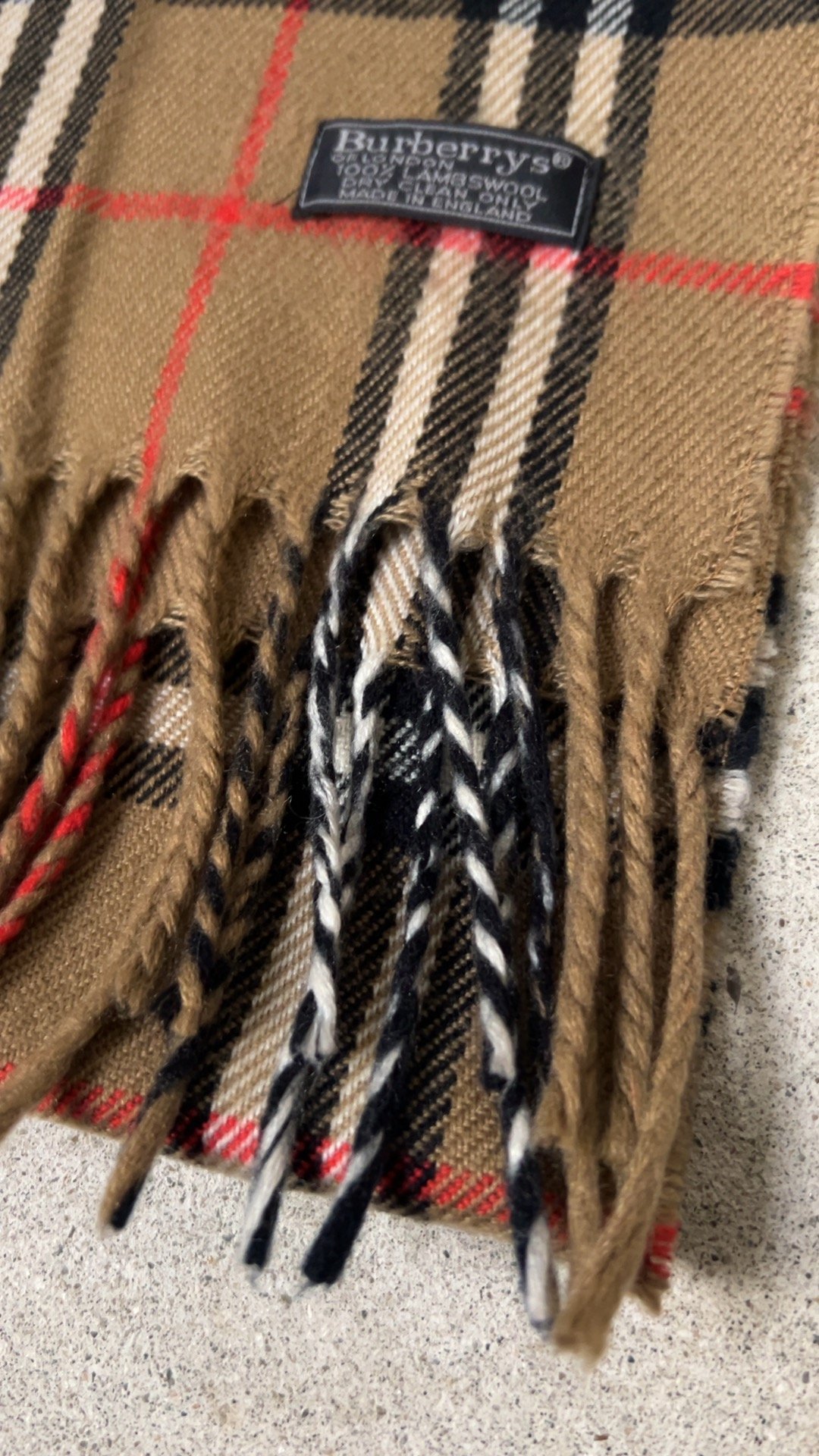 BURBERRYS バーバリーズ LAMBSWOOL 100% ラムウール マフラー BURBERRYS バーバリーズ LAMBSWOOL 100% ラムウール マフラー