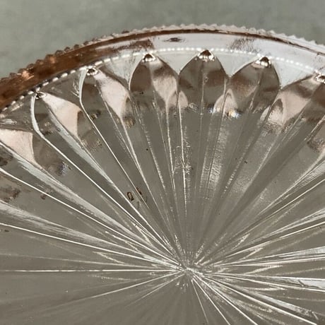 松坂屋 ヴィンテージ プレスガラス 菓子器. ガラス器 幅約20cm 大鉢 素麺器 大正〜昭和初期 アンティーク 気泡ガラス ゆらゆら硝子 デッドストック 完品