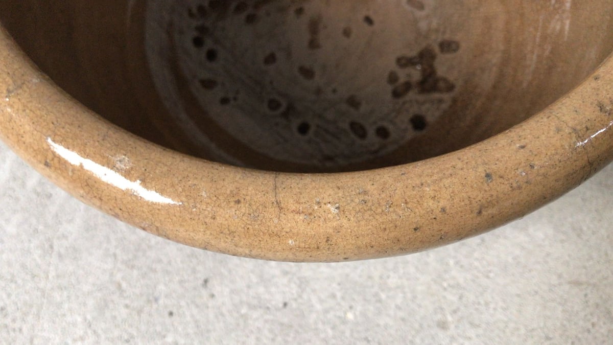 古いこね鉢 小さめメダカ鉢 睡蓮鉢 幅約27cm アンティークポット 古いこね鉢 小さめメダカ鉢 睡蓮鉢 幅約27cm アンティークポット