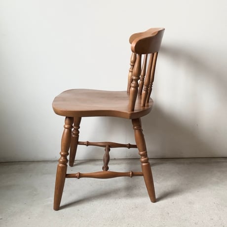 TAIHEI 太平 飛騨家具 木の椅子 B   木製ヴィンテージダイニングチェア ナチュラルブラウン ローバックウィンザーチェア 木工家具 古家具  良品