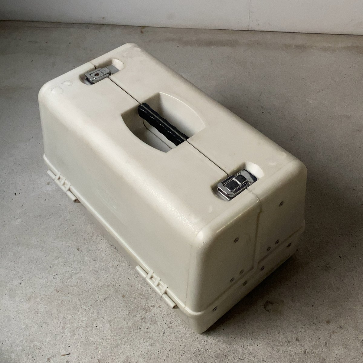 KTC ケーティーシー オールドツールボックス 白/黒 両開き 古い工具箱