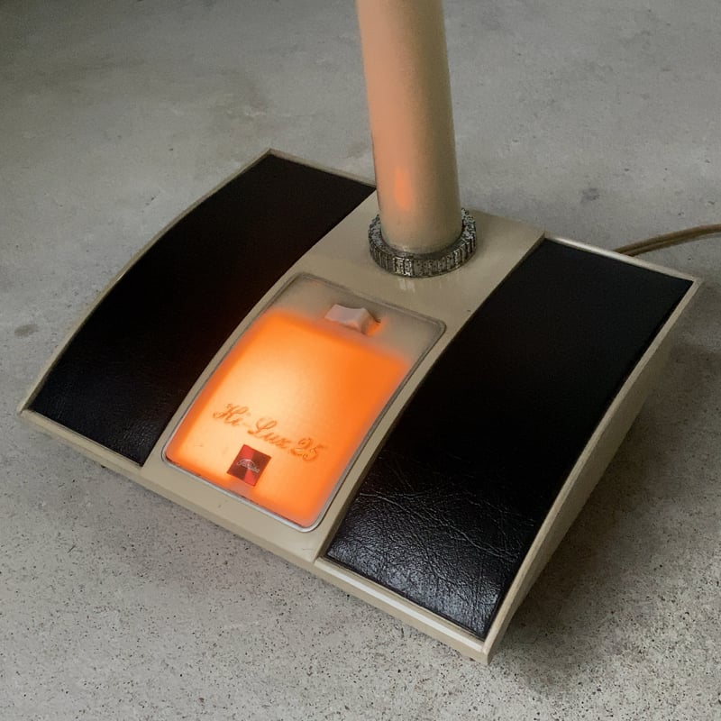 TOSHIBA 70s オールド東芝デスクランプ 手元灯 ブラックレザー調