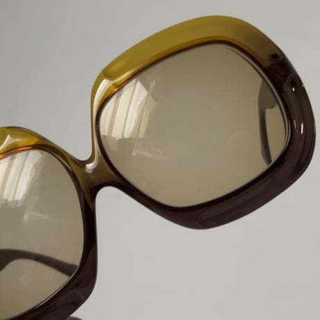 Christian Dior クリスチャンディオール ヴィンテージサングラス  アイウェア 眼鏡 ダークグリーン 鶯色 オールドディオール 中古品（難あり)